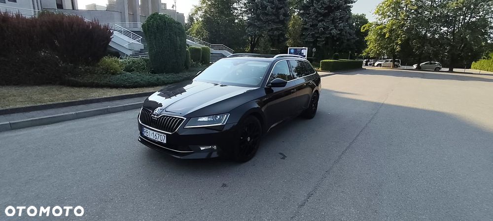 Skoda Superb 2.0 TDI Ambition - 4