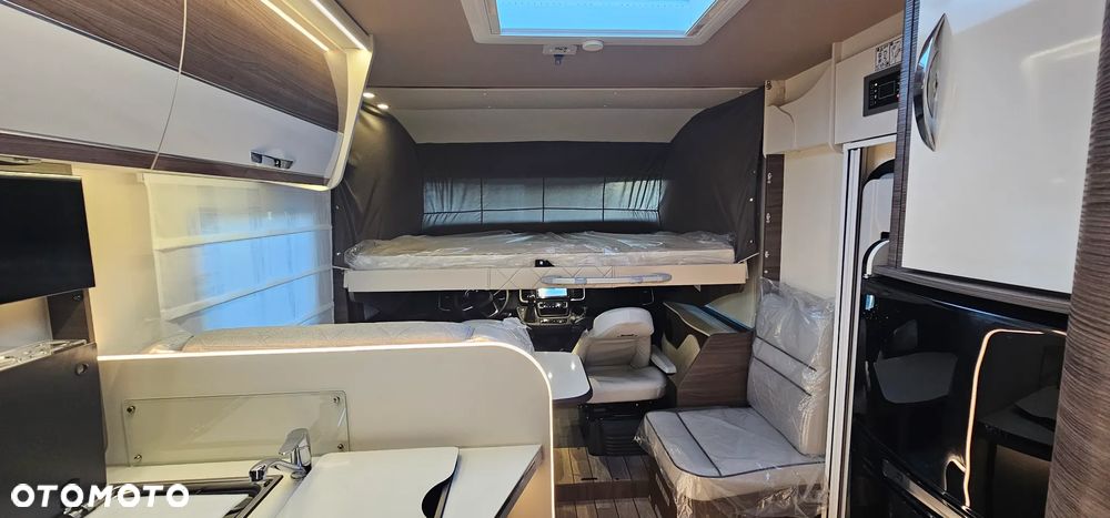 McLOUIS NEVIS 879G - 27