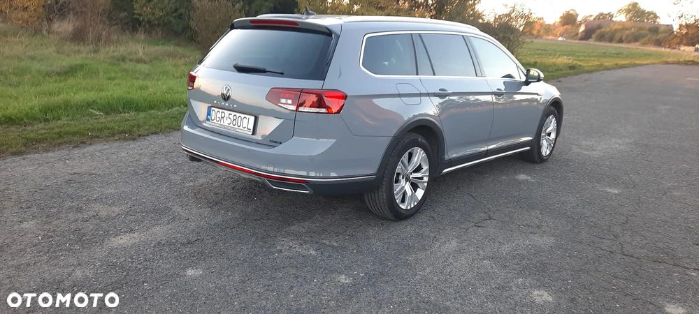 Volkswagen Passat Alltrack 2.0 TDI 4Mot DSG - 11