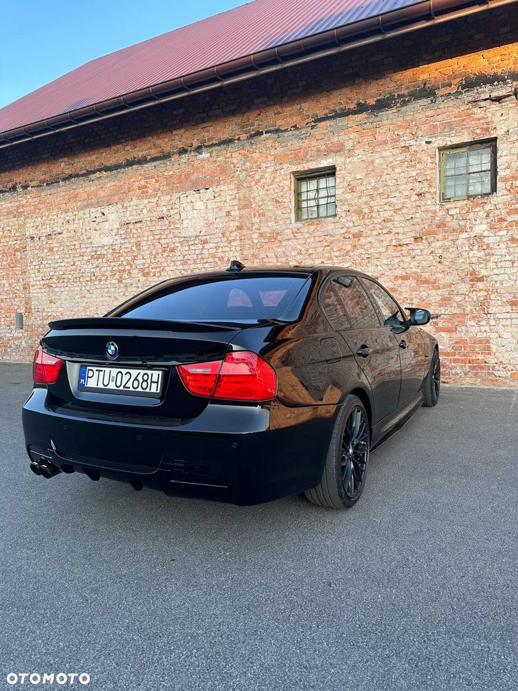 BMW Seria 3 320d - 4