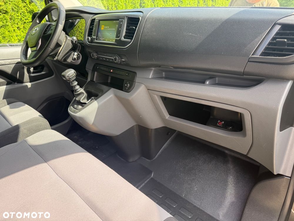Toyota ProAce 1,5-l-D-4D L2 (9-Si.) Comfort - 11