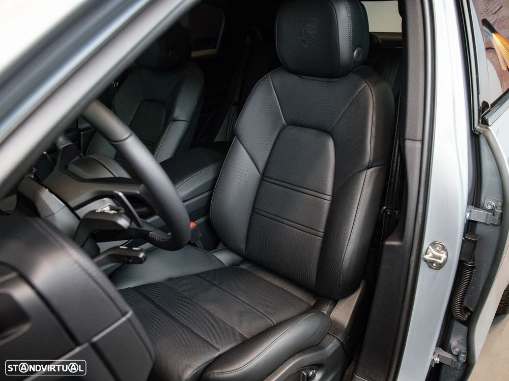 Porsche Cayenne Coupé E-Hybrid Black Edition - 21