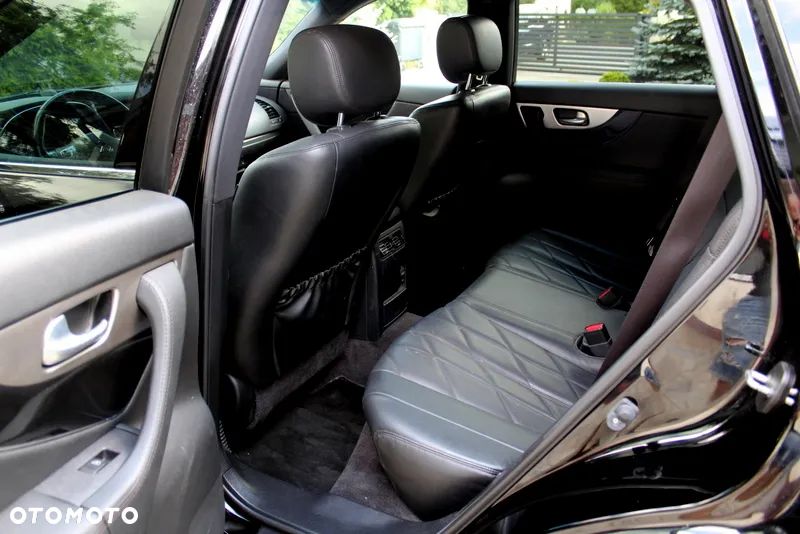 Infiniti QX70 3.0d S Premium - 9
