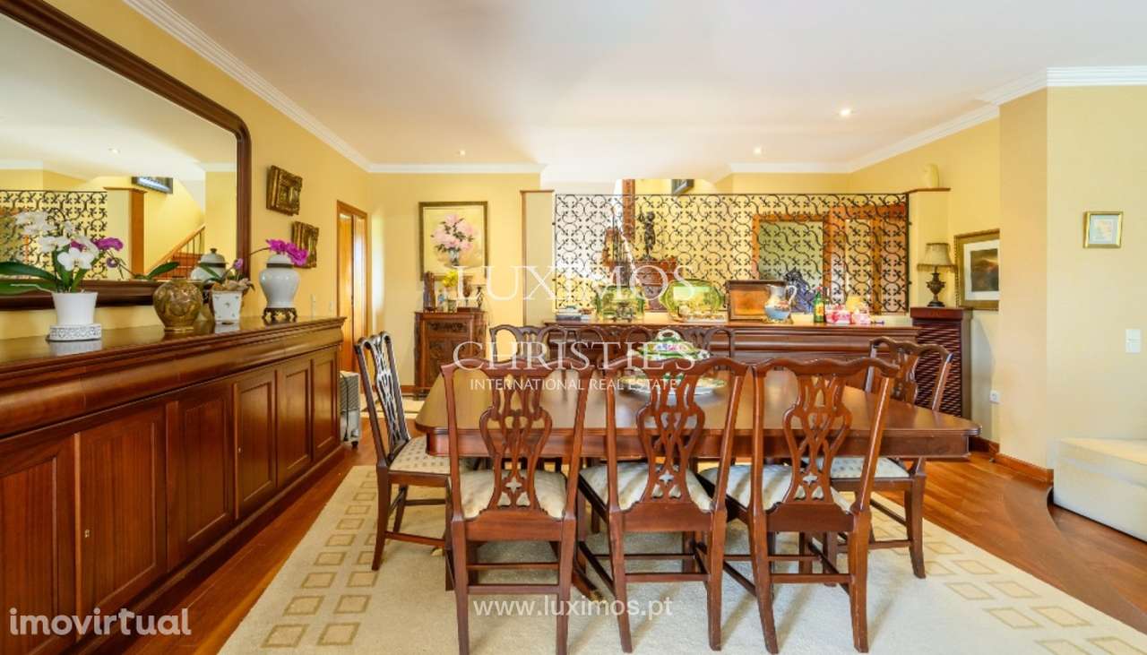 Moradia V4 com piscina e jardim, à venda, em Esmoriz - Grande imagem: 5/25