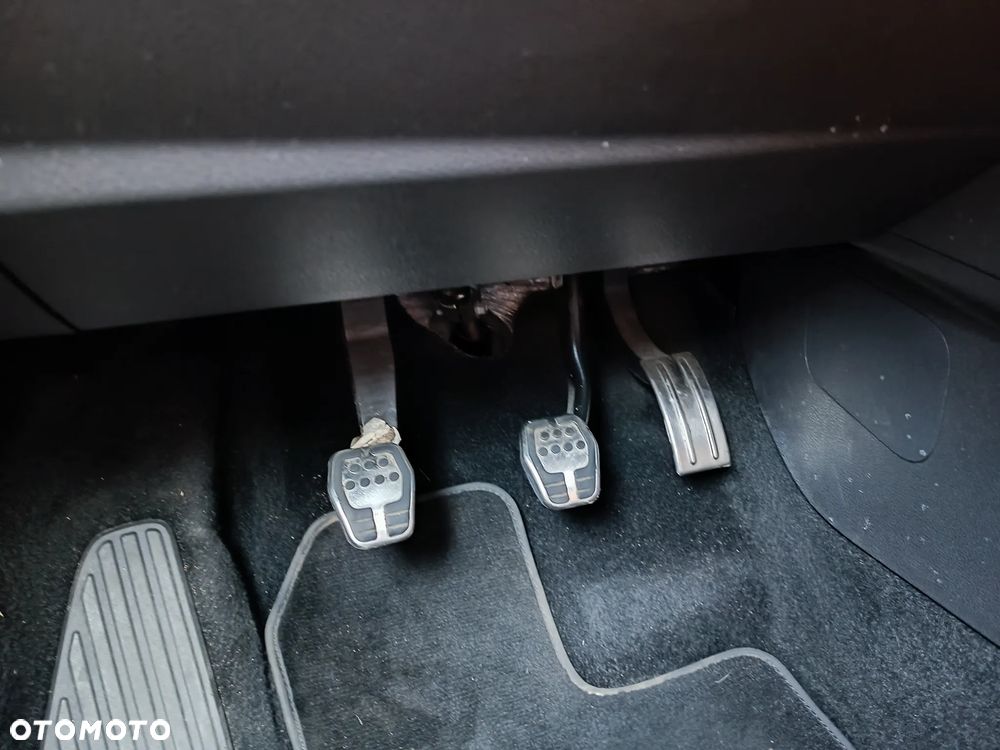 Ford Focus 1.5 EcoBoost STart-Stopp-System ST-LINE - 31