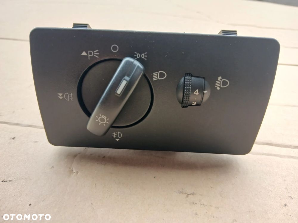 Ford Mondeo MK3 włącznik przełącznik świateł  4S7T BA - 1