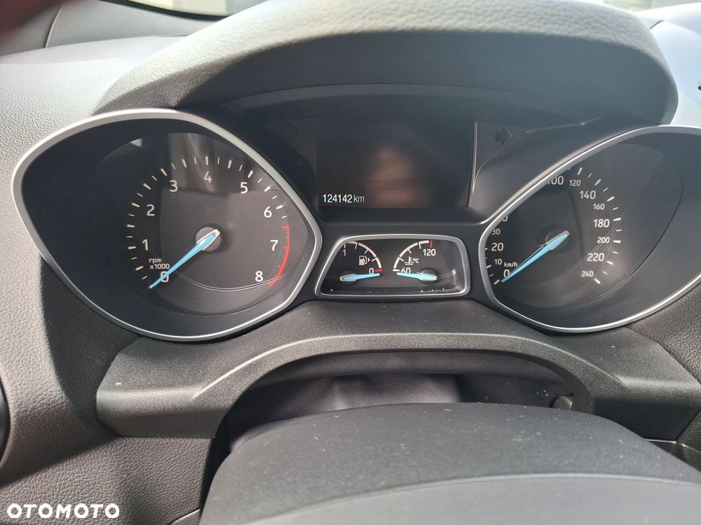 Ford Kuga - 33
