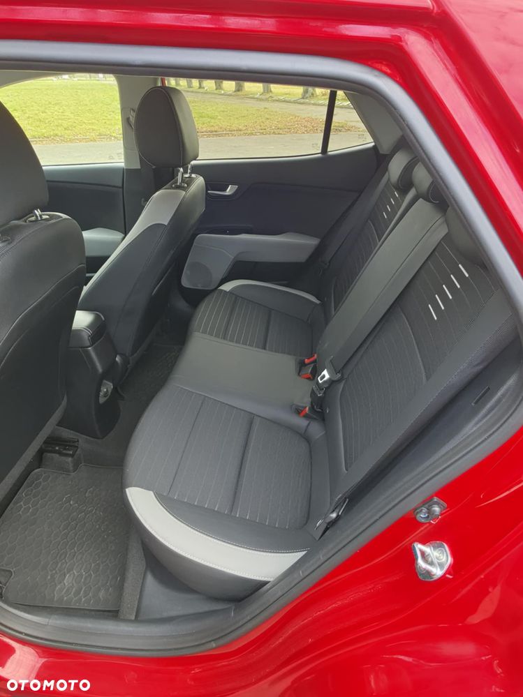 Kia Stonic 1.6 CRDi SCR L - 9