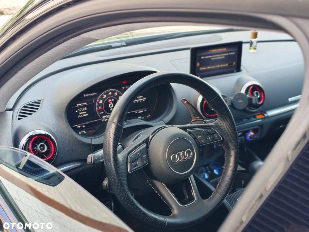Audi A3 Limousine 40 TFSI Quattro S tronic - 41