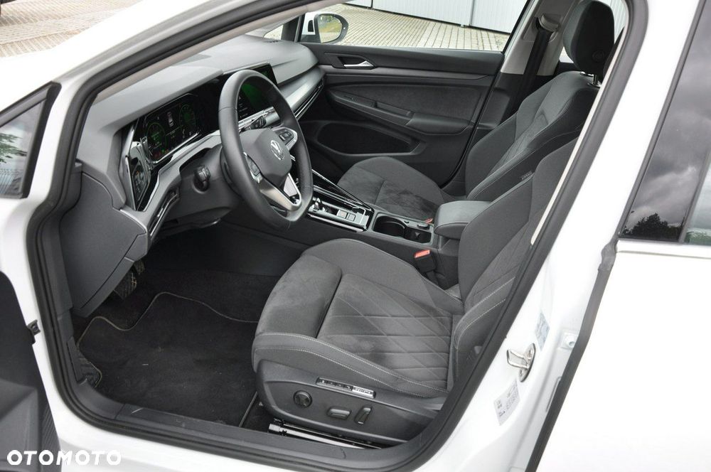 Volkswagen Golf - 9