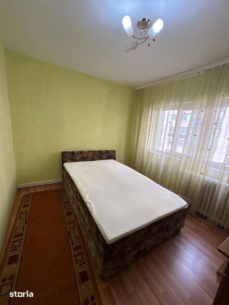 2 cam d 52 mp zona arcu 4 min piata uniri mob si utilat complet 440 e — fotografia 3