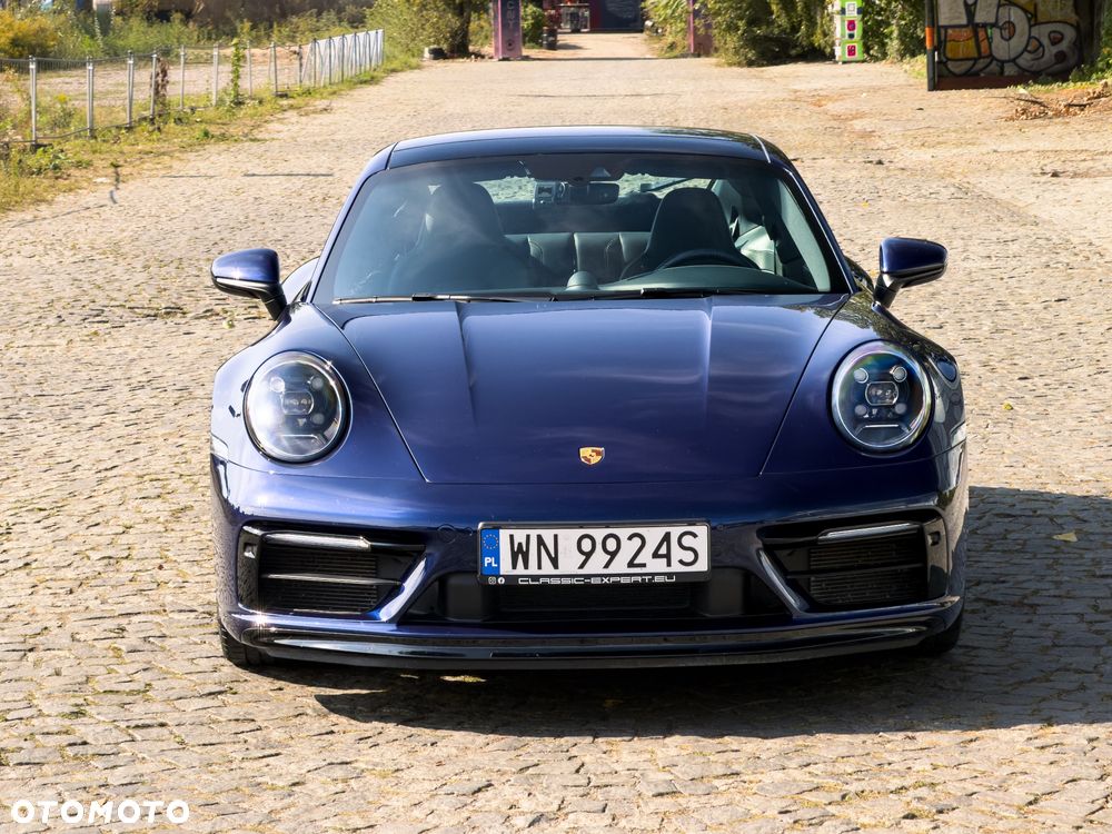 Porsche 911 Carrera 4S - 2