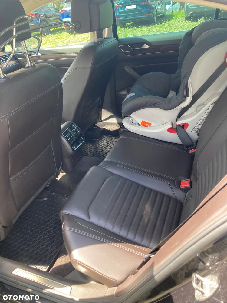 Volkswagen Passat - 3