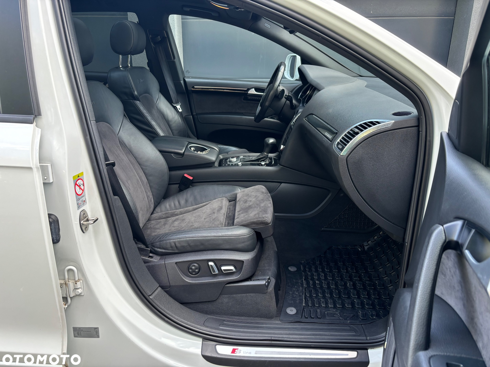 Audi Q7 3.0 TDI DPF clean diesel Quattro Tiptronic - 29