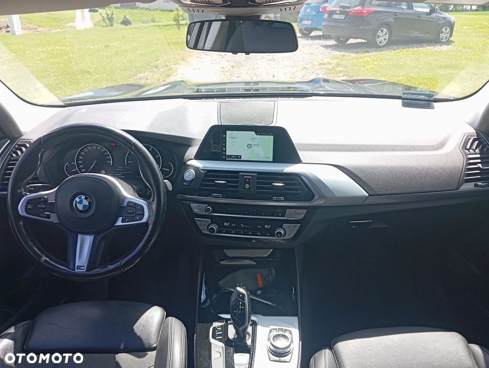 BMW X3 xDrive25d - 14
