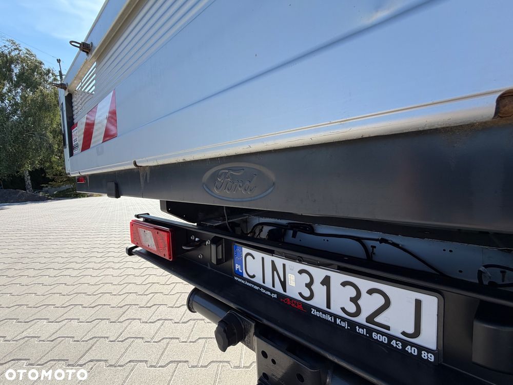 Ford Transit - 15