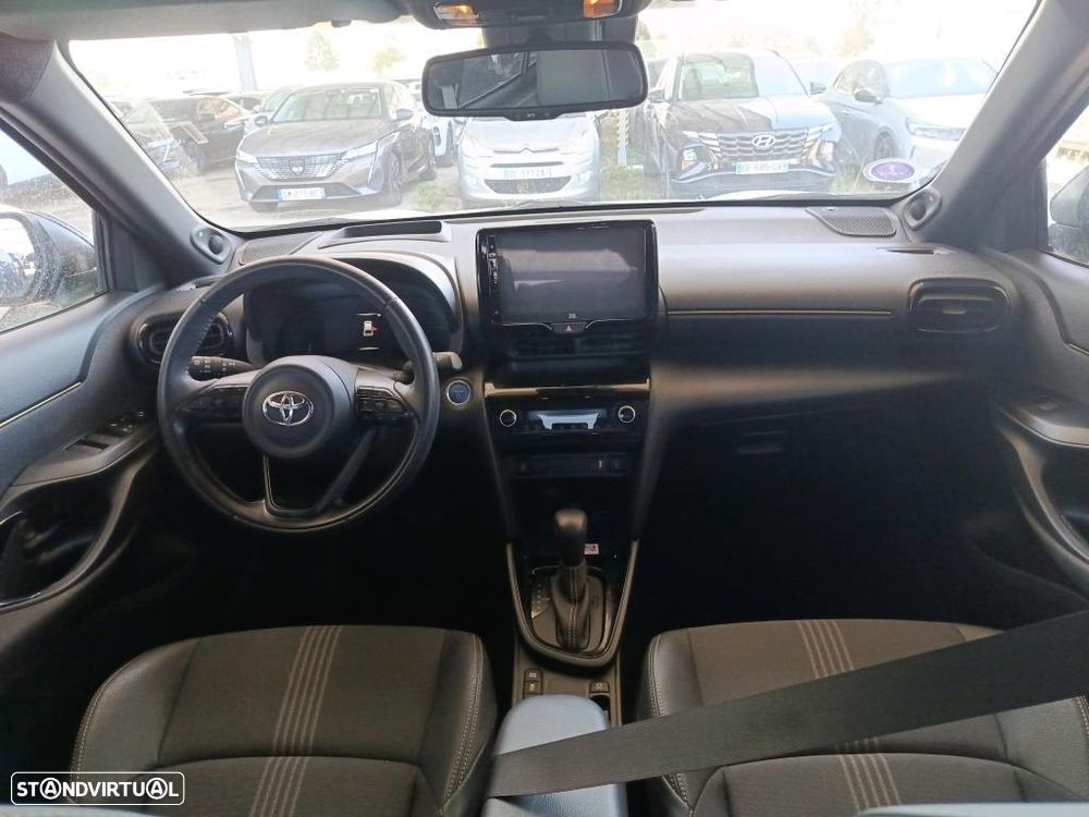 Toyota Yaris Cross 1.5 HDF Exclusive - 13