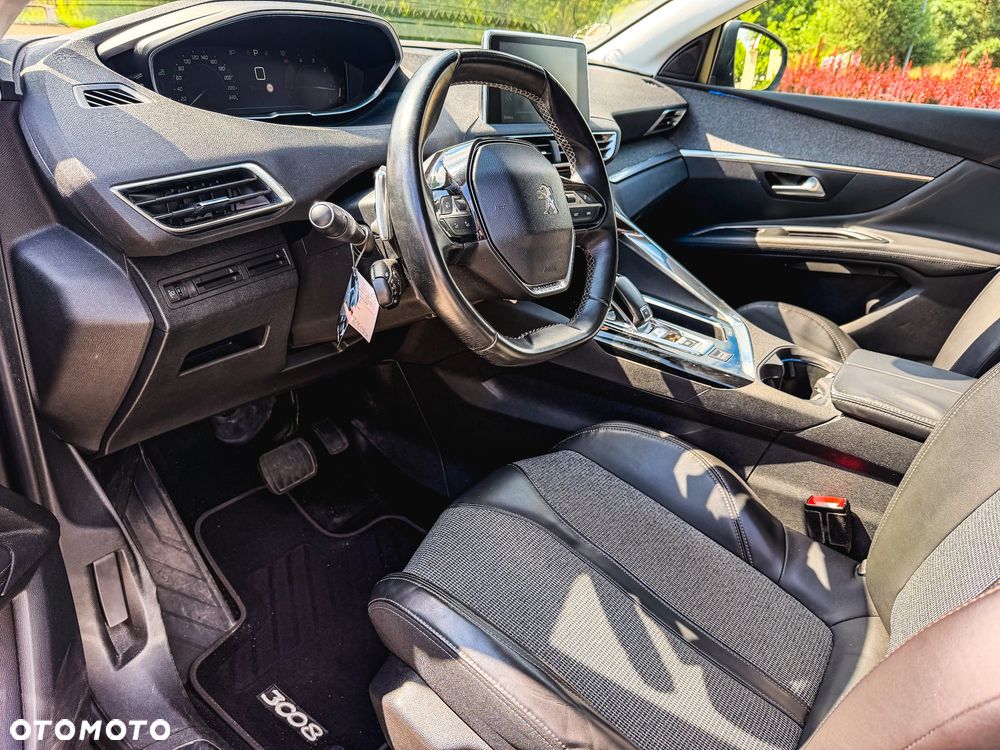 Peugeot 3008 BlueHDi 120 Stop & Start EAT6 Allure - 27