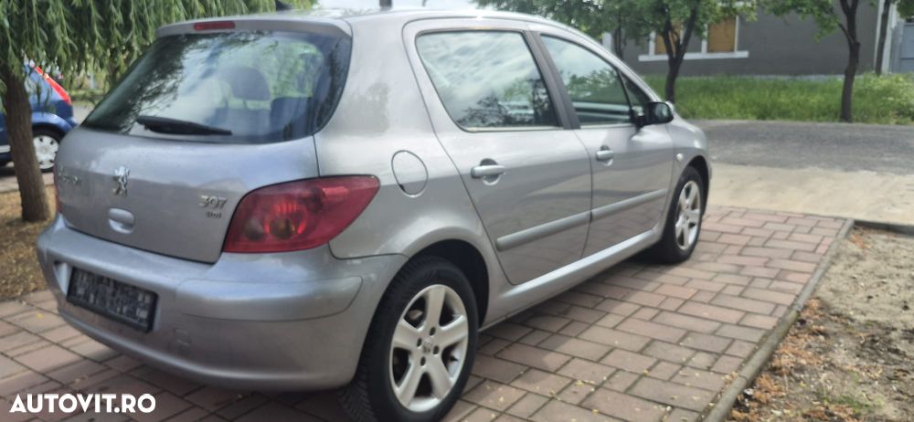 Peugeot 307 - 3