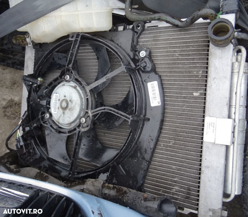 Fata completa Renault Clio 3 din 2010 facelift volan pe stanga - 4