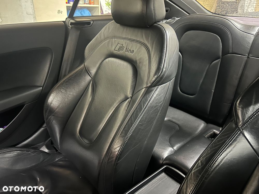 Audi TT Coupé 2.0 TDI quattro - 15