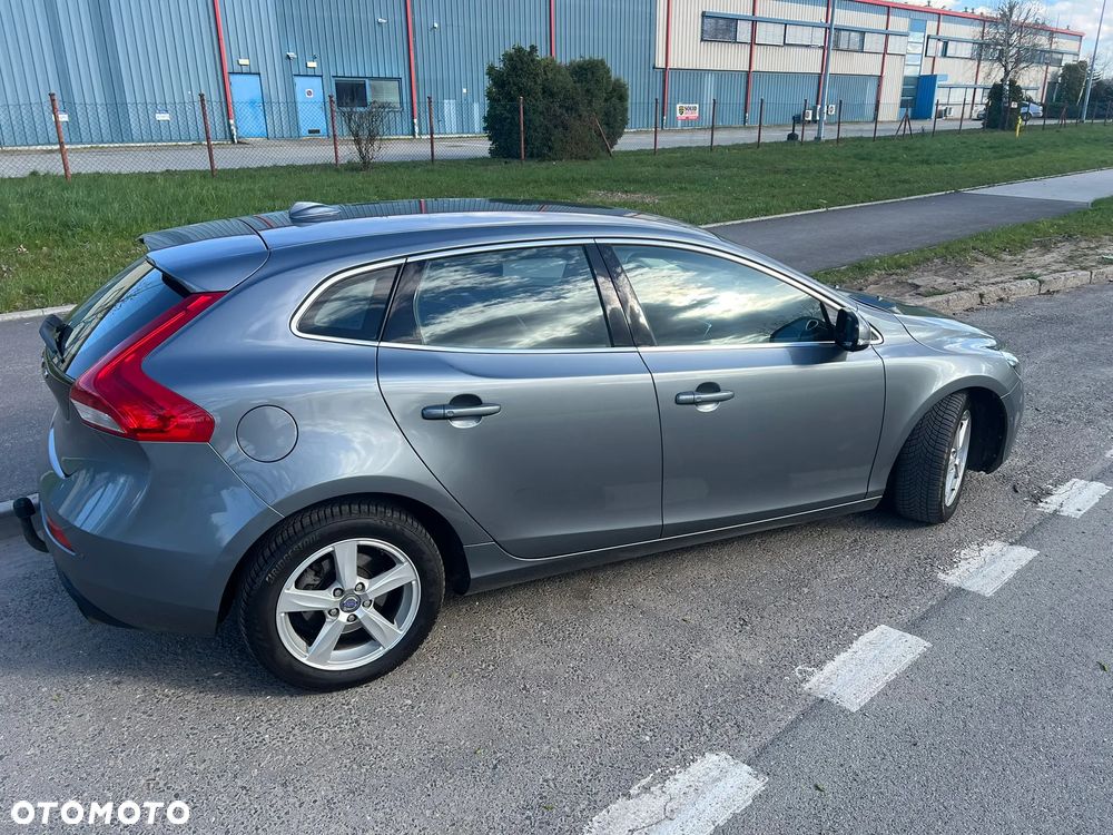 Volvo V40 D4 Summum - 2