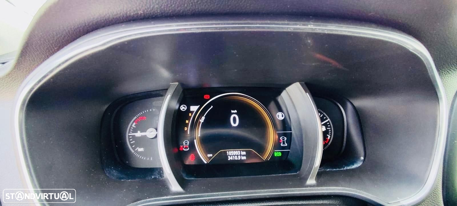 Renault Mégane 1.3 TCe Limited EDC - 12