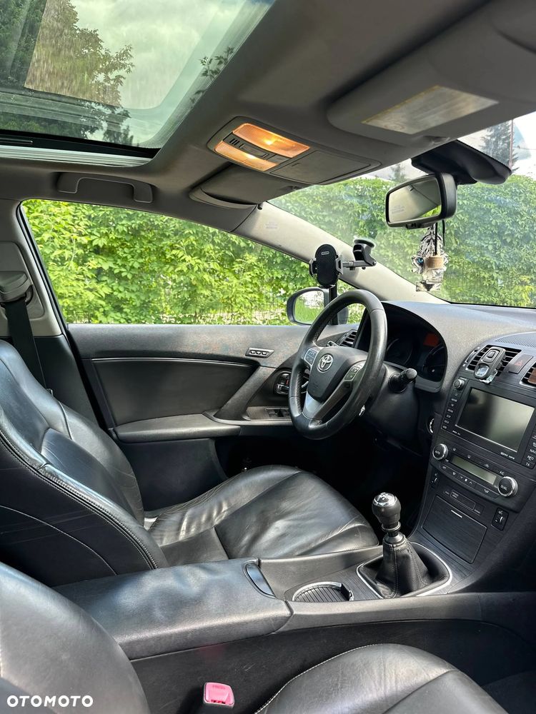 Toyota Avensis 2.2 D-CAT Prestige - 12