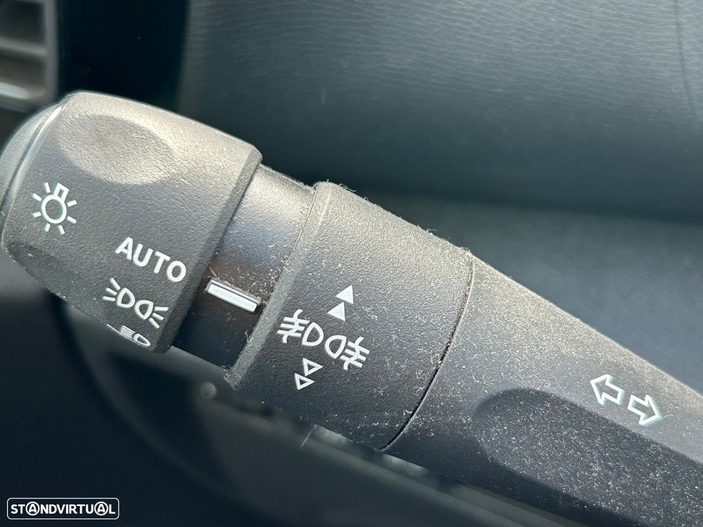 Citroën e-C4 50 kWh Shine - 22