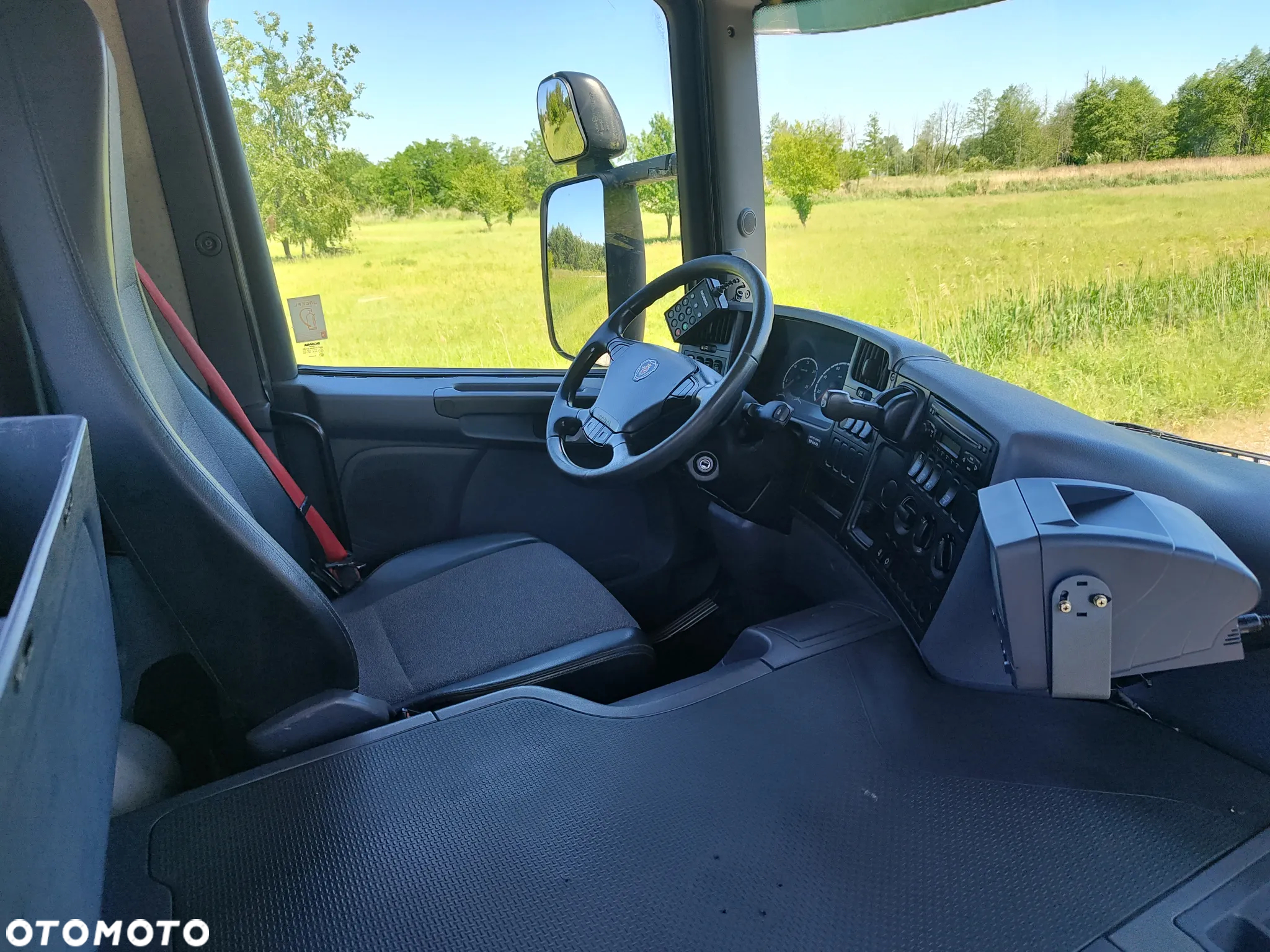 Scania P 270 - 16