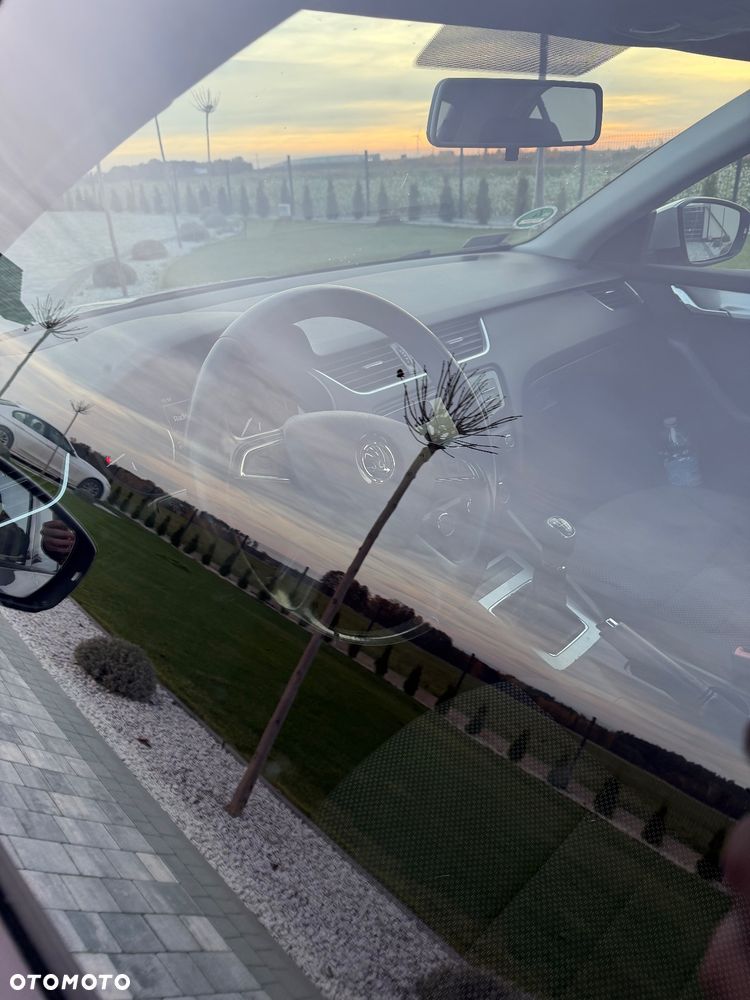 Skoda Octavia 1.4 TSI Ambition - 11