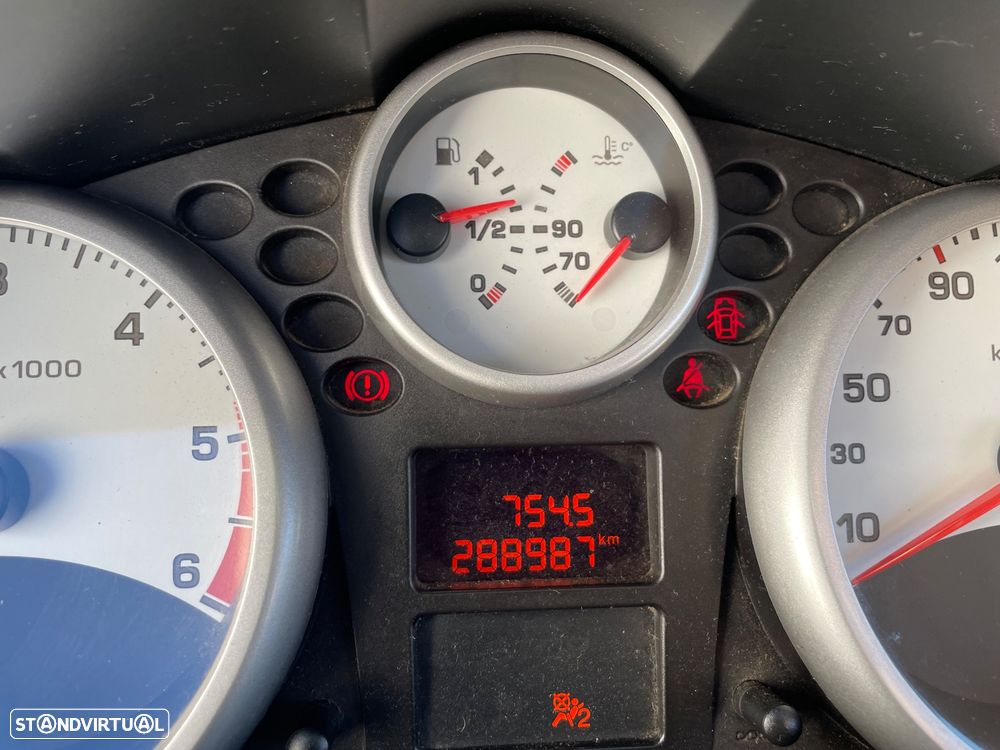 Peugeot 207 1.4 HDi Urban - 7