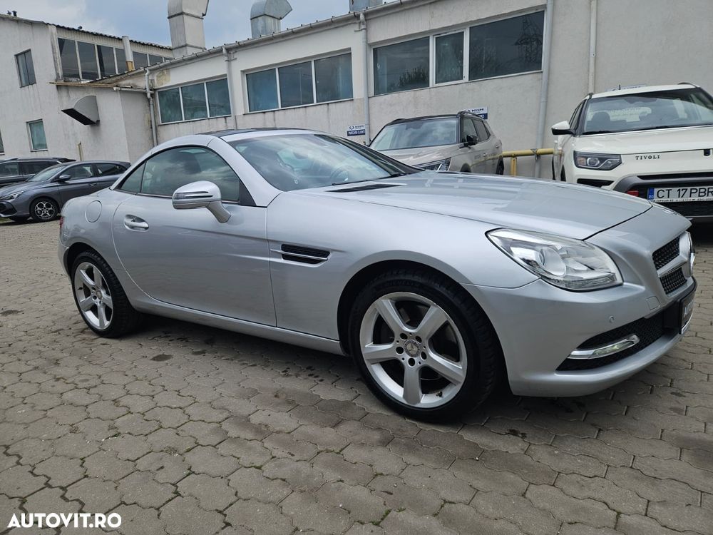 Mercedes-Benz SLK 250 (BlueEFFICIENCY) 7G-TRONIC - 15