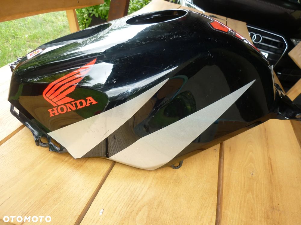 Nakładka osłona baku Honda CBR 600RR rok 2006 - 10