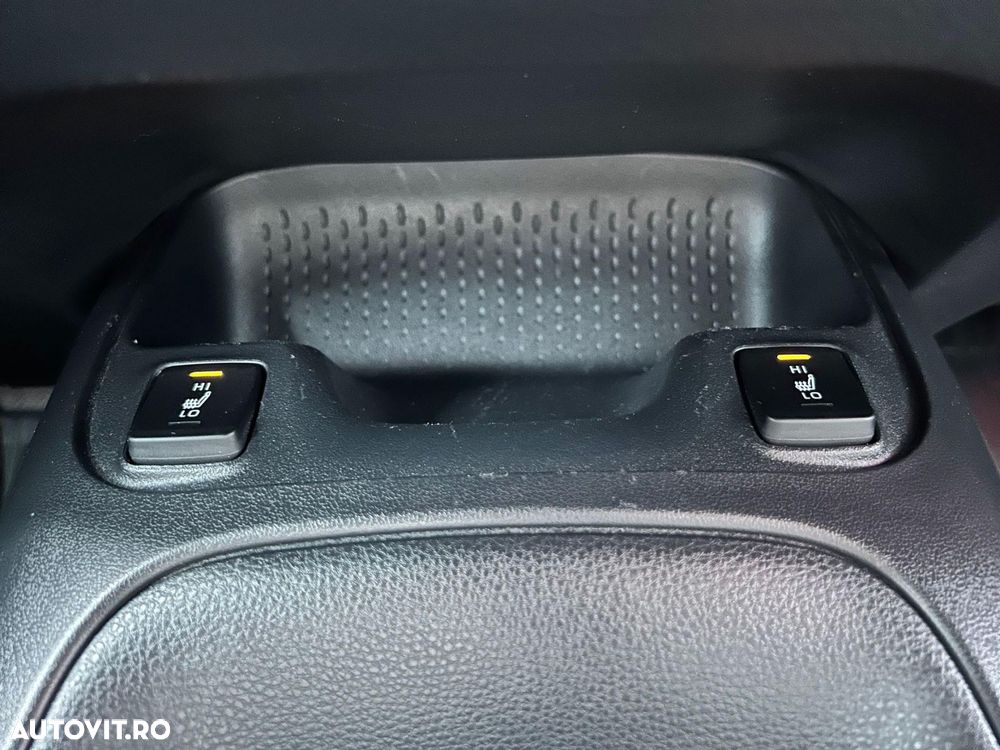 Toyota Corolla 1.8 HSD Business - 20