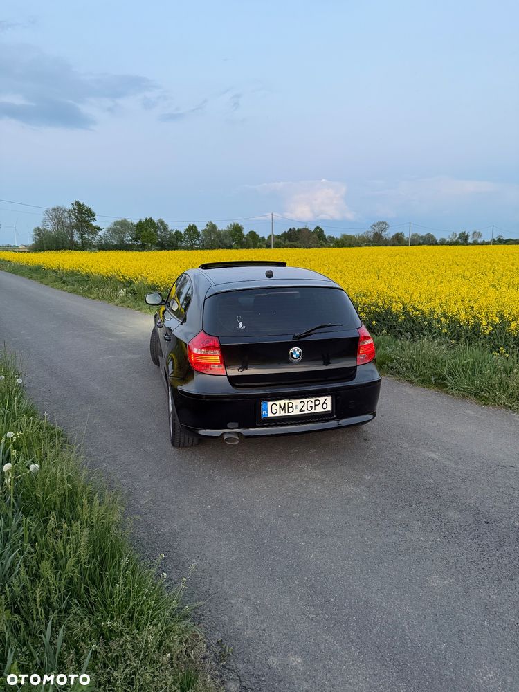 BMW Seria 1 120d DPF - 8