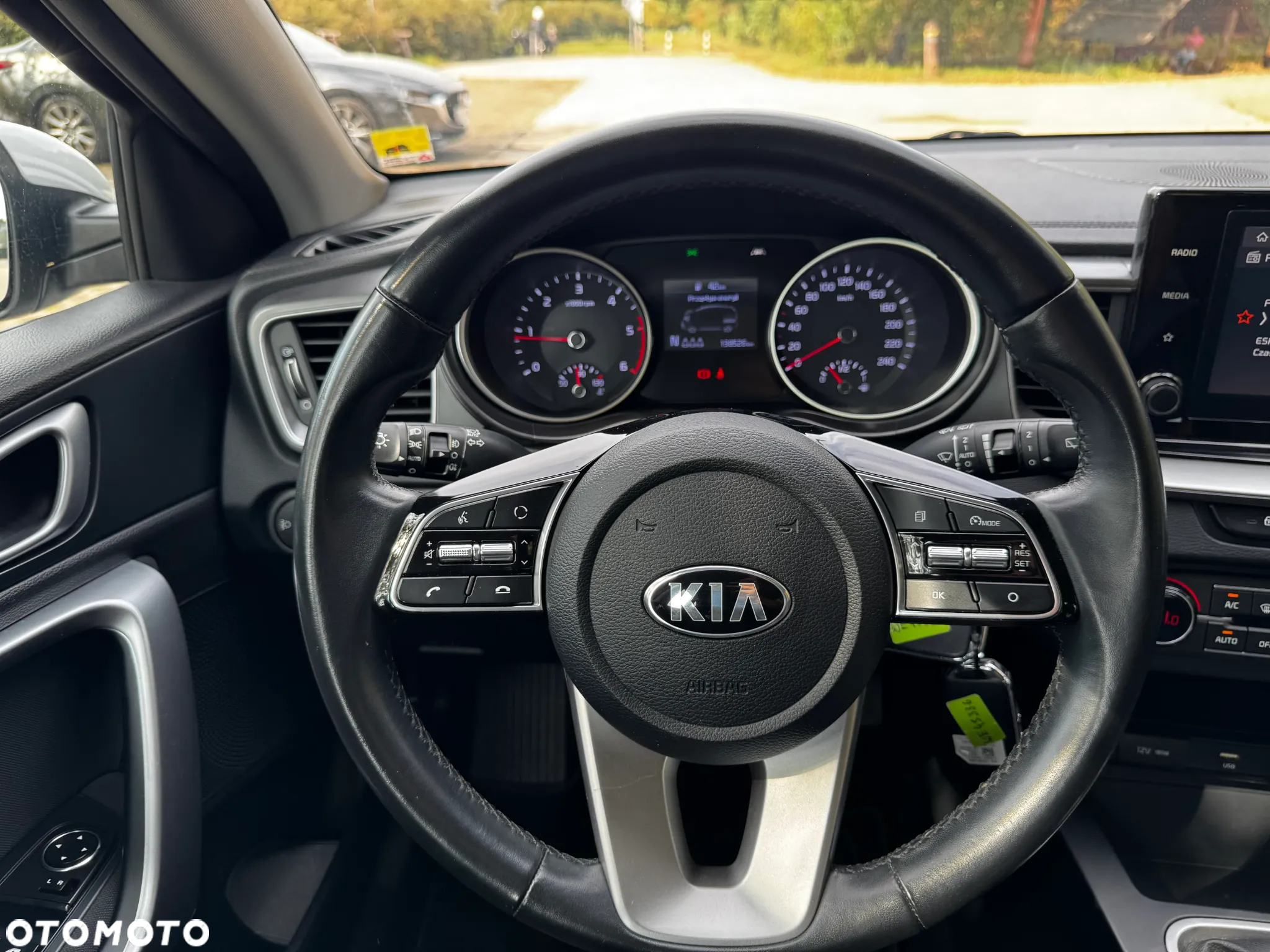 Kia Ceed 1.6 CRDi SCR L Business Line - 27