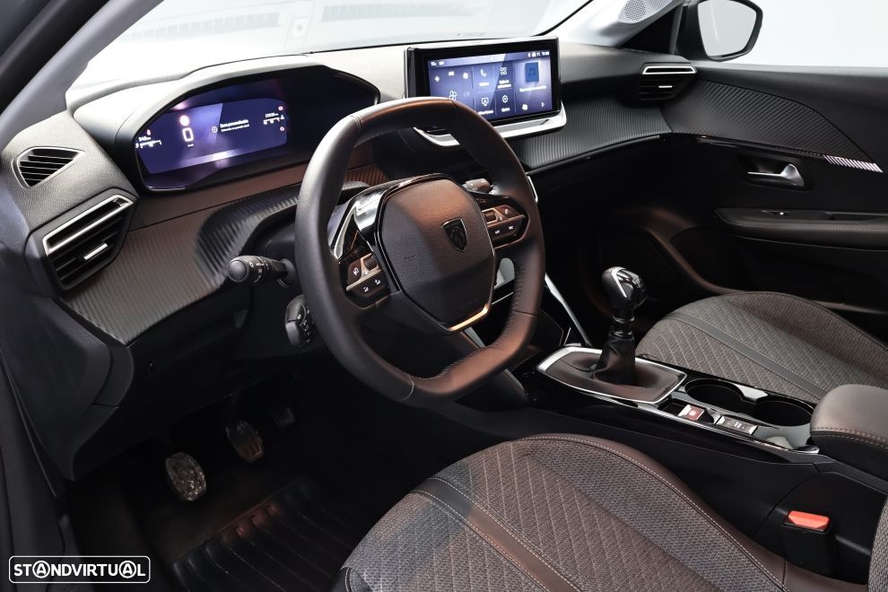 Peugeot 208 1.2 PureTech Allure - 22