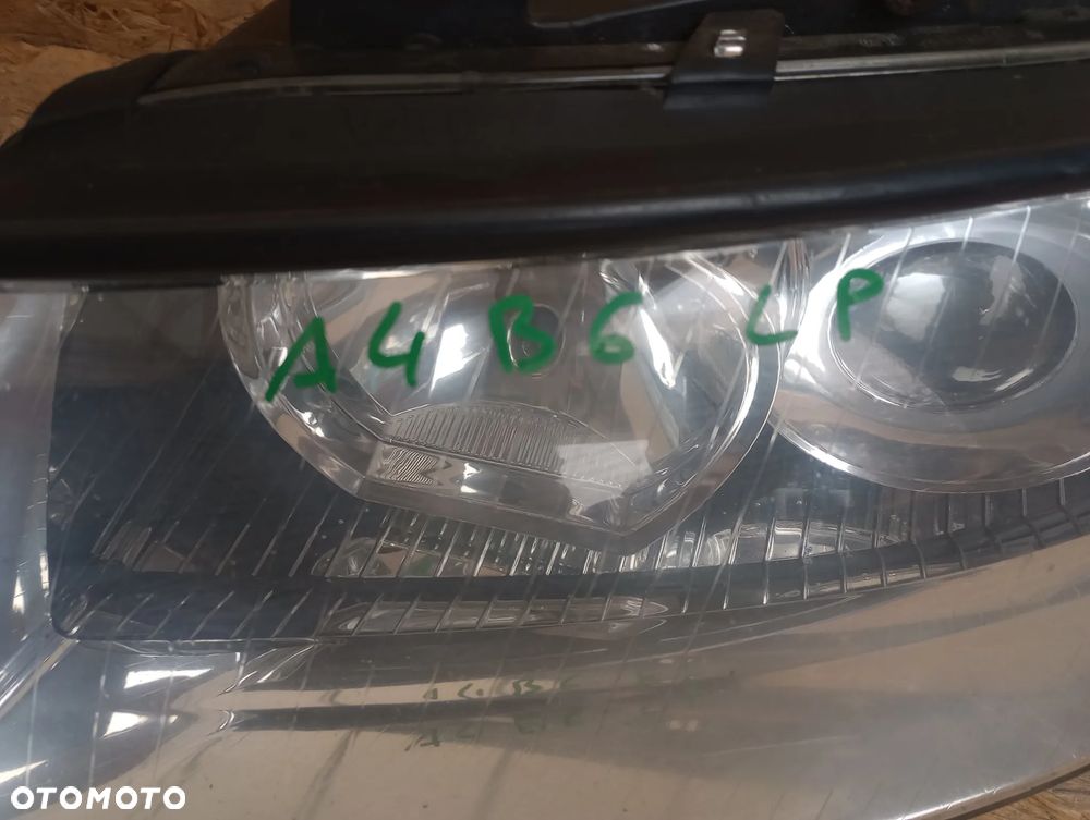 Audi A4 B6 Lampa Lewy Przód 8E0941003G - 4