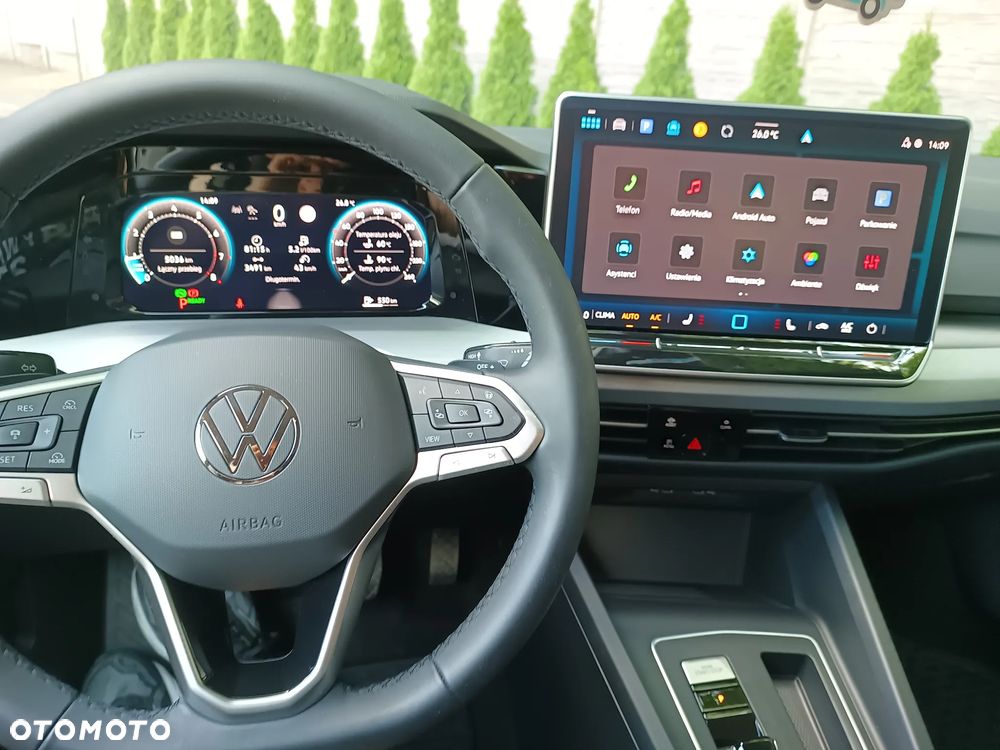 Volkswagen Golf - 27