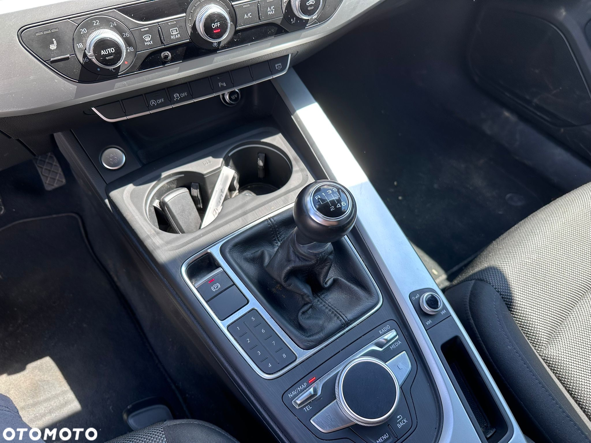 Audi A4 Avant 2.0 TDI sport - 11