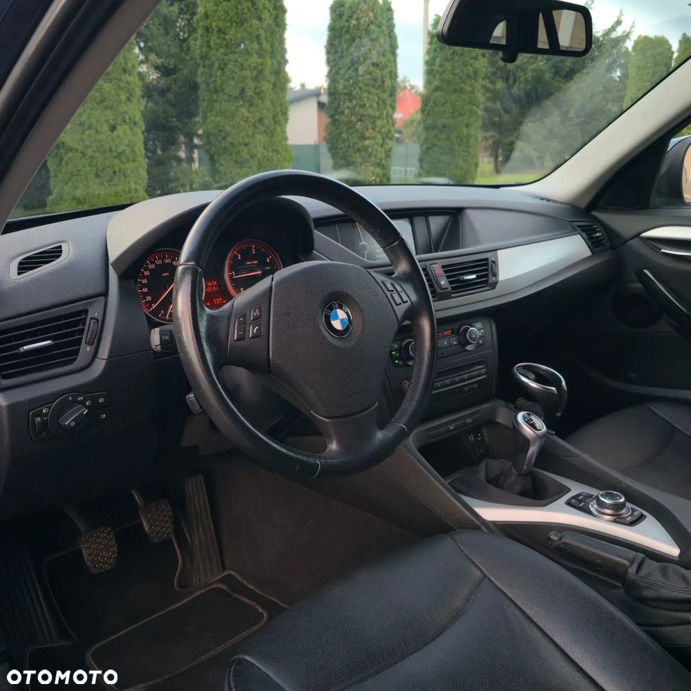 BMW X1 sDrive18d xLine - 20