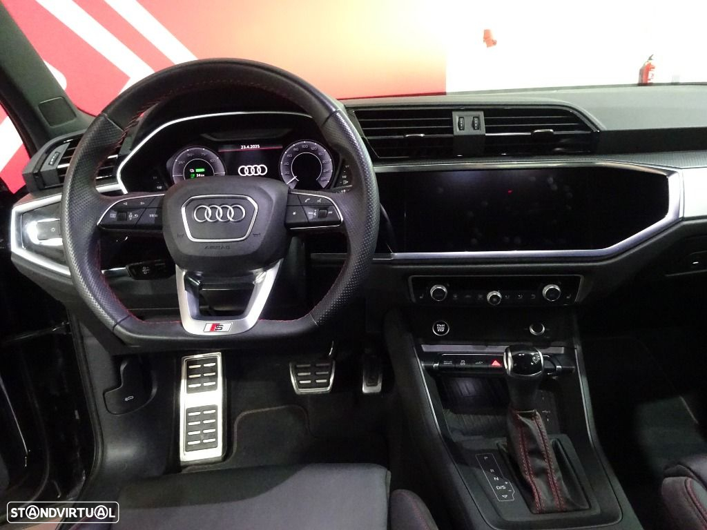 Audi Q3 45 TFSIe S line S tronic - 10