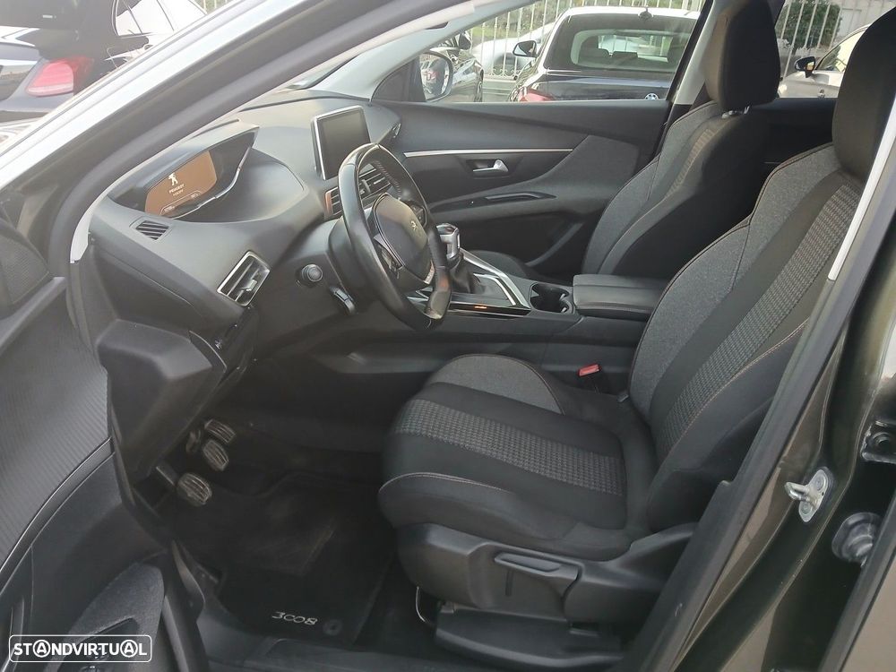 Peugeot 3008 1.5 BlueHDi Active - 16