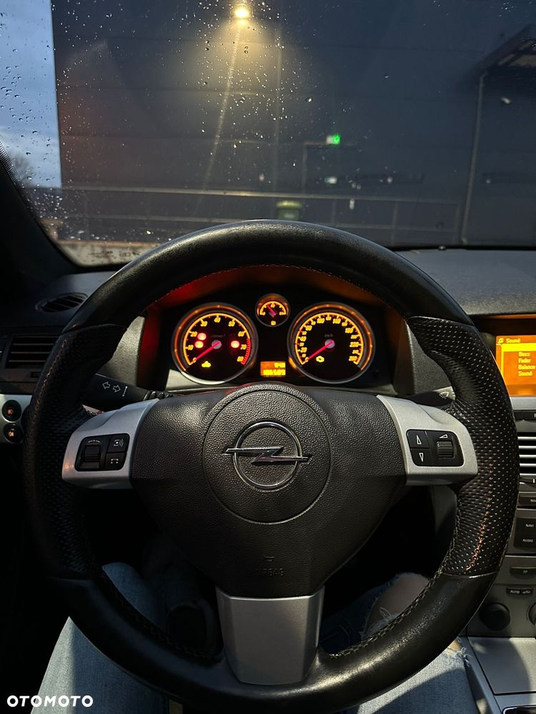 Opel Astra 1.6 Sport - 14