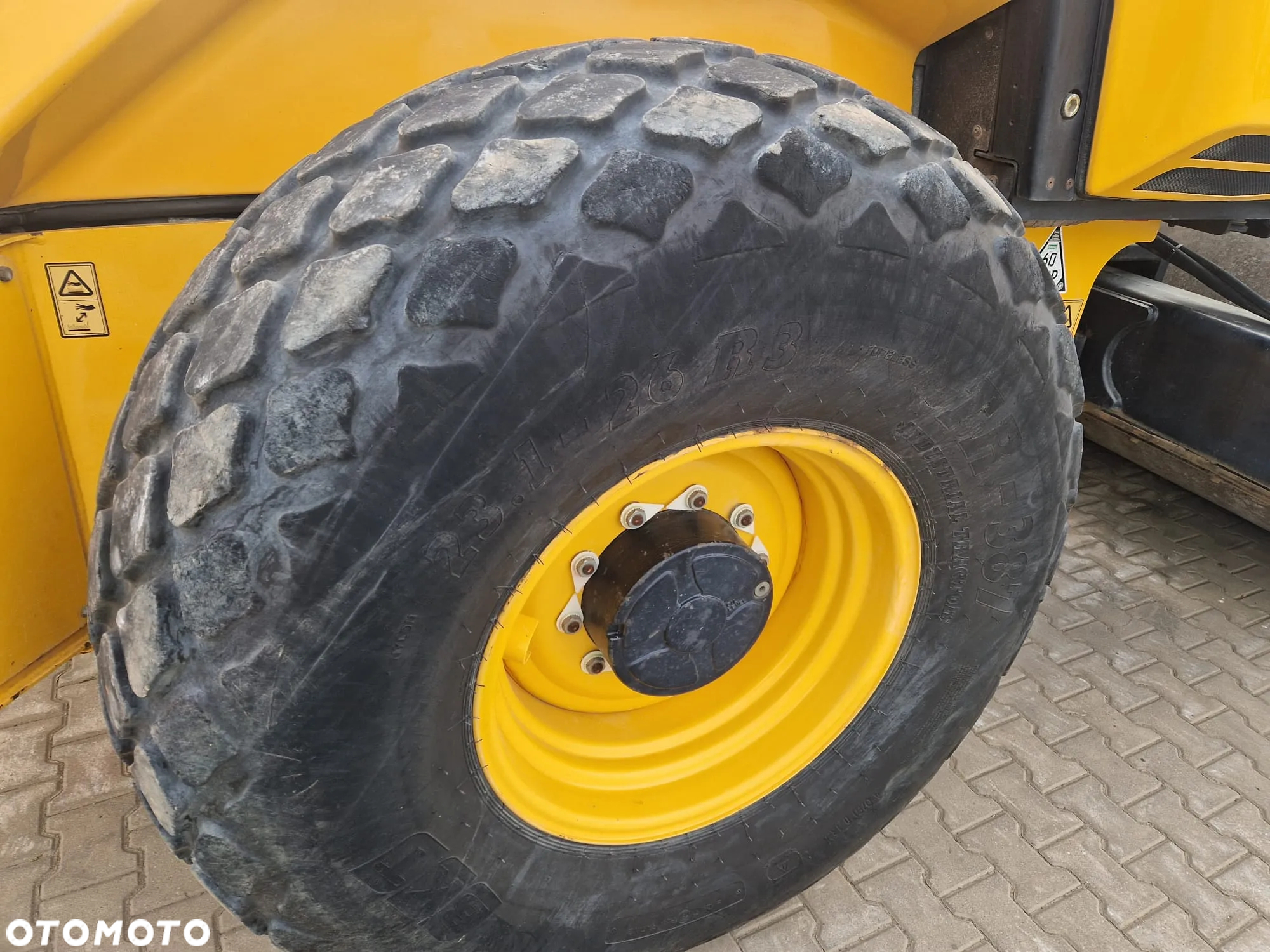 JCB Vibromax VM 137 D * 2015r. * walec do gruntu * - 16