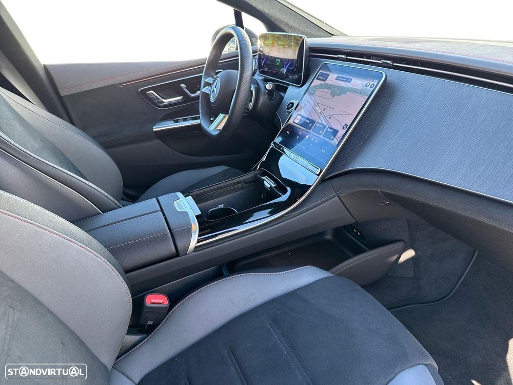 Mercedes-Benz EQE 350+ - 14