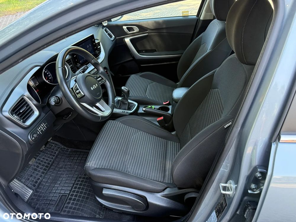 Kia Ceed 1.5 T-GDI L - 12