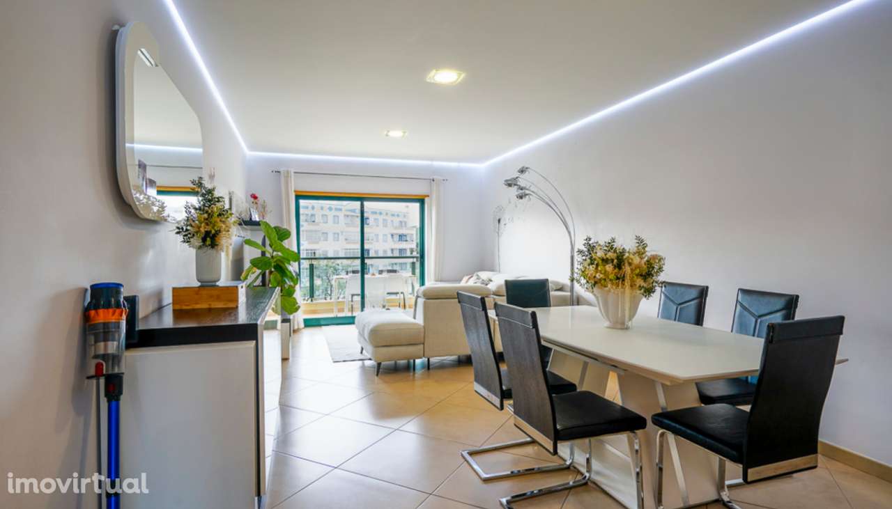Apartamento T3, em condomínio privado, à venda em Quarteira, Algarve - Grande imagem: 2/25