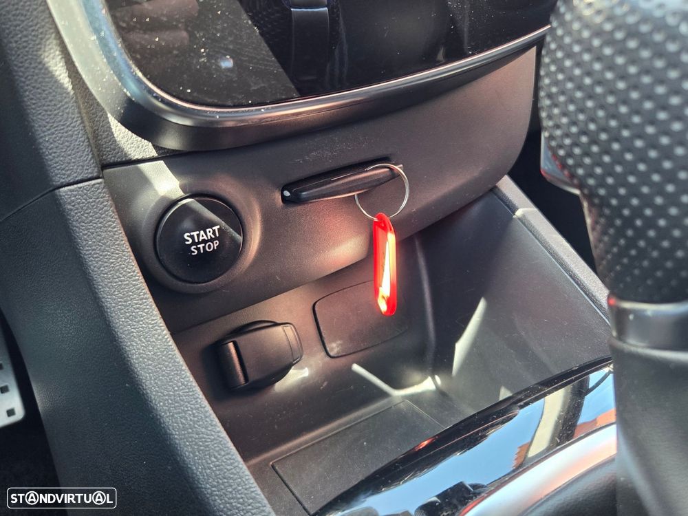 Renault Clio Sport Tourer - 18